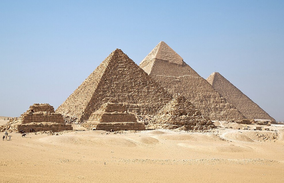 pyramids of giza